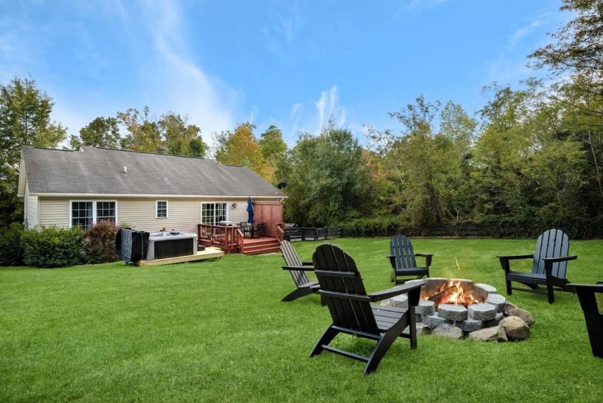 Modern Decor, Hot Tub, Fire Pit & River Access! Luray Exteriér fotografie