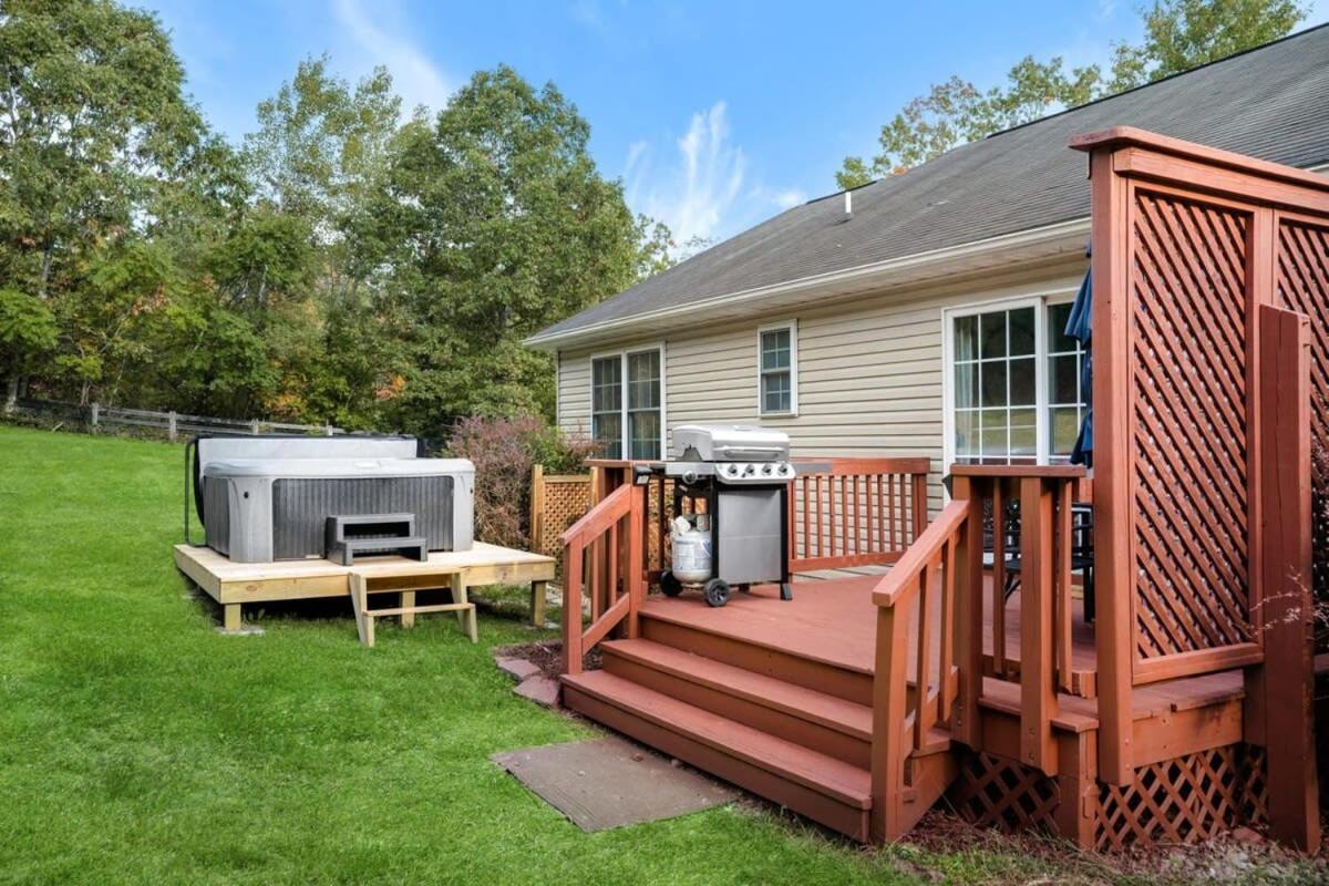 Modern Decor, Hot Tub, Fire Pit & River Access! Luray Exteriér fotografie